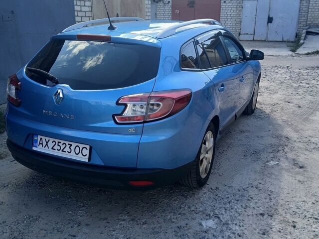 Синий Рено Меган, объемом двигателя 1.46 л и пробегом 275 тыс. км за 7900 $, фото 2 на Automoto.ua
