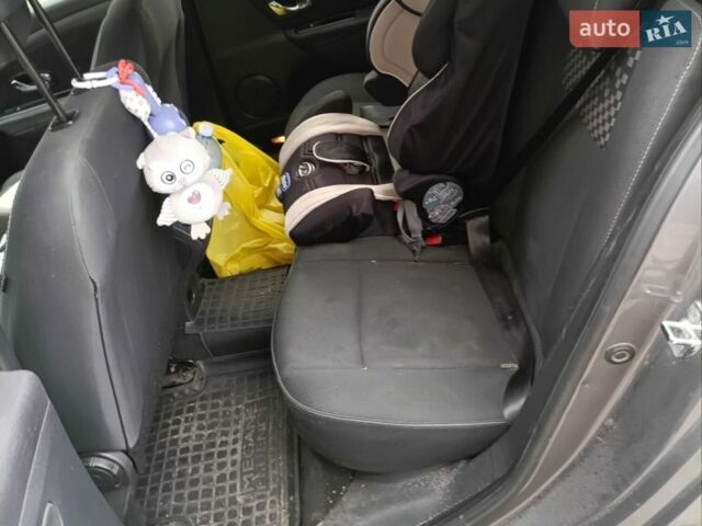 Синій Рено Меган, об'ємом двигуна 1.5 л та пробігом 300 тис. км за 4500 $, фото 4 на Automoto.ua