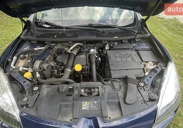 Синій Рено Меган, об'ємом двигуна 1.46 л та пробігом 240 тис. км за 6900 $, фото 7 на Automoto.ua