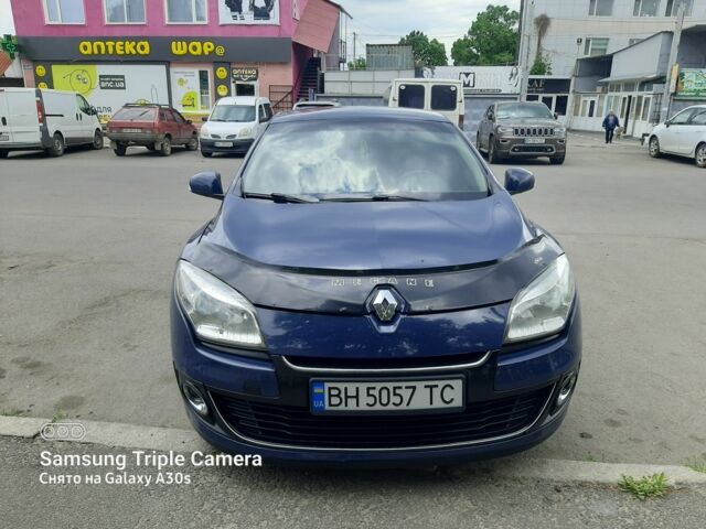 Синій Рено Меган, об'ємом двигуна 1.5 л та пробігом 230 тис. км за 6800 $, фото 8 на Automoto.ua