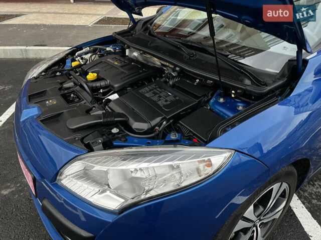 Синій Рено Меган, об'ємом двигуна 1.4 л та пробігом 238 тис. км за 6950 $, фото 86 на Automoto.ua