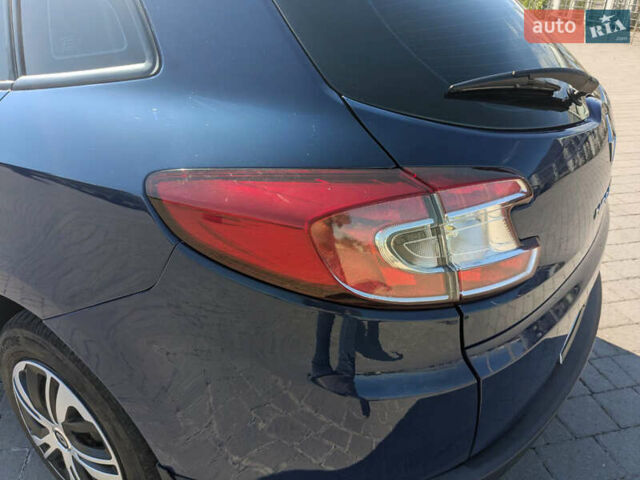 Синий Рено Меган, объемом двигателя 1.6 л и пробегом 280 тыс. км за 7500 $, фото 10 на Automoto.ua