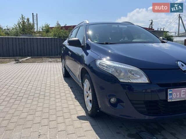 Синий Рено Меган, объемом двигателя 1.6 л и пробегом 232 тыс. км за 6650 $, фото 1 на Automoto.ua