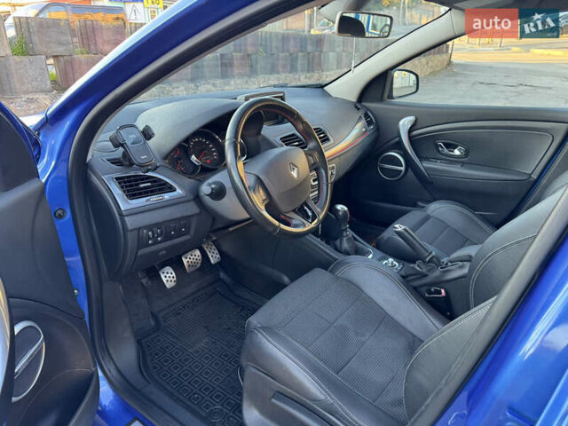 Синий Рено Меган, объемом двигателя 1.5 л и пробегом 294 тыс. км за 8900 $, фото 14 на Automoto.ua
