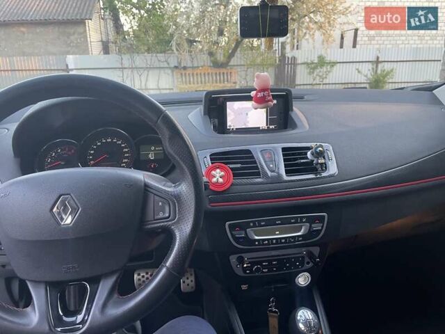 Синій Рено Меган, об'ємом двигуна 1.5 л та пробігом 272 тис. км за 8800 $, фото 4 на Automoto.ua