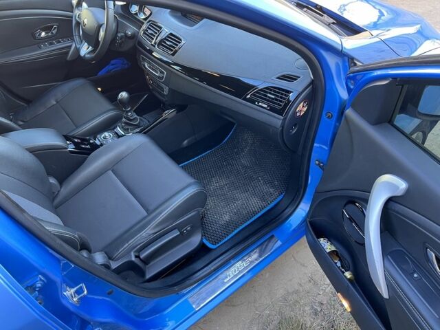 Синій Рено Меган, об'ємом двигуна 1.5 л та пробігом 236 тис. км за 8300 $, фото 12 на Automoto.ua