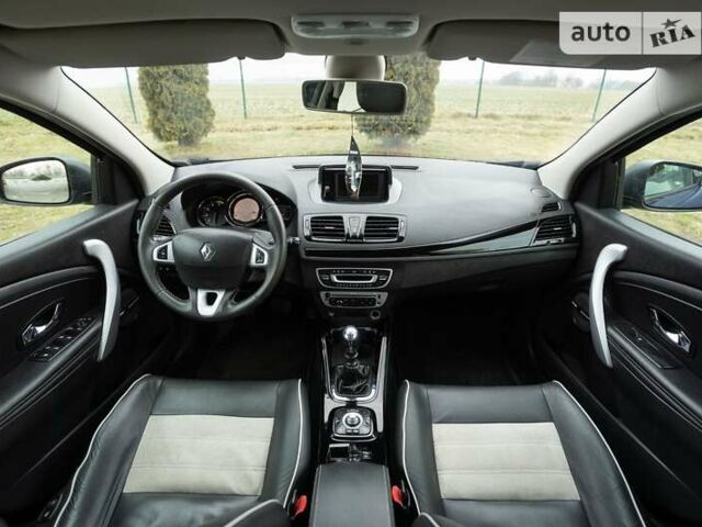 Синий Рено Меган, объемом двигателя 1.46 л и пробегом 197 тыс. км за 8199 $, фото 65 на Automoto.ua