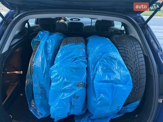 Синій Рено Меган, об'ємом двигуна 1.6 л та пробігом 211 тис. км за 7250 $, фото 42 на Automoto.ua