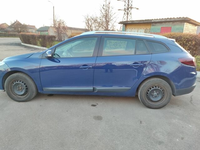 Синій Рено Меган, об'ємом двигуна 1.5 л та пробігом 200 тис. км за 5900 $, фото 7 на Automoto.ua