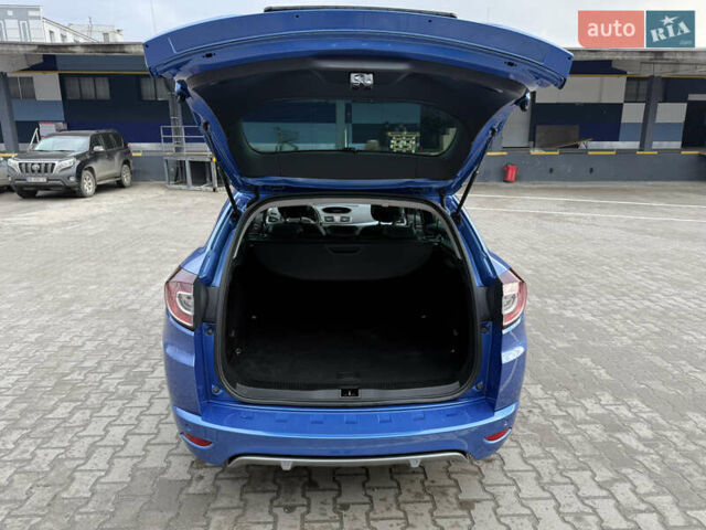 Синий Рено Меган, объемом двигателя 1.6 л и пробегом 338 тыс. км за 6999 $, фото 34 на Automoto.ua