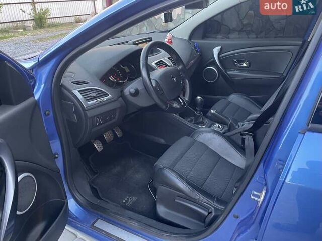 Синій Рено Меган, об'ємом двигуна 1.5 л та пробігом 272 тис. км за 8800 $, фото 5 на Automoto.ua