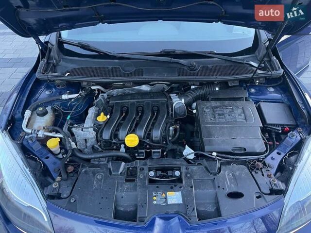 Синій Рено Меган, об'ємом двигуна 1.6 л та пробігом 211 тис. км за 7250 $, фото 41 на Automoto.ua