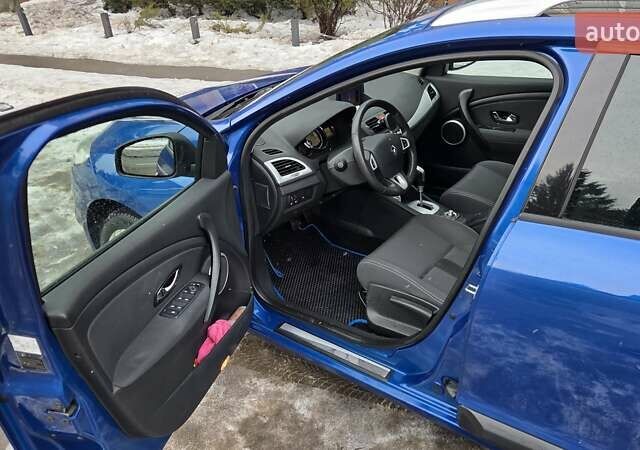 Синий Рено Меган, объемом двигателя 1.5 л и пробегом 281 тыс. км за 8000 $, фото 11 на Automoto.ua