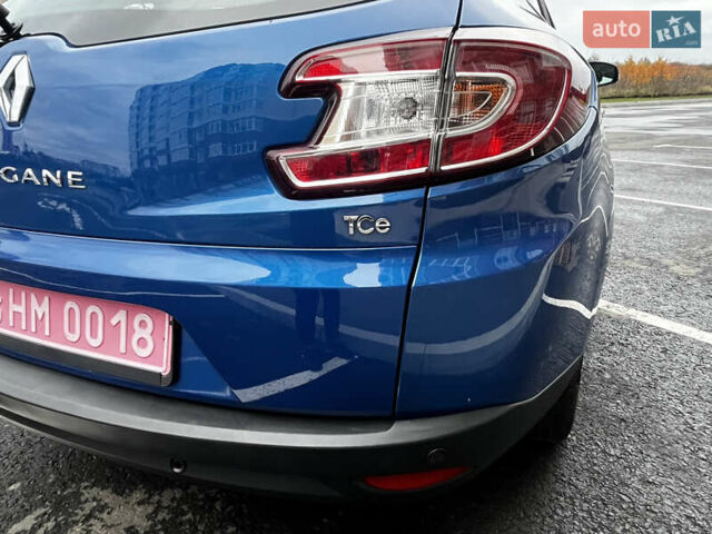 Синий Рено Меган, объемом двигателя 1.4 л и пробегом 238 тыс. км за 6950 $, фото 21 на Automoto.ua