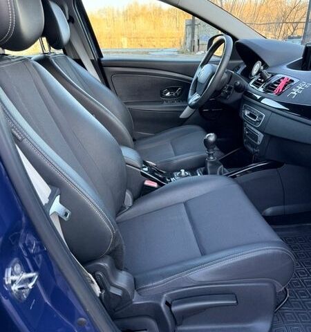 Синій Рено Меган, об'ємом двигуна 1.46 л та пробігом 265 тис. км за 8200 $, фото 12 на Automoto.ua