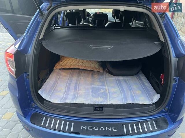 Синій Рено Меган, об'ємом двигуна 1.5 л та пробігом 272 тис. км за 8800 $, фото 8 на Automoto.ua