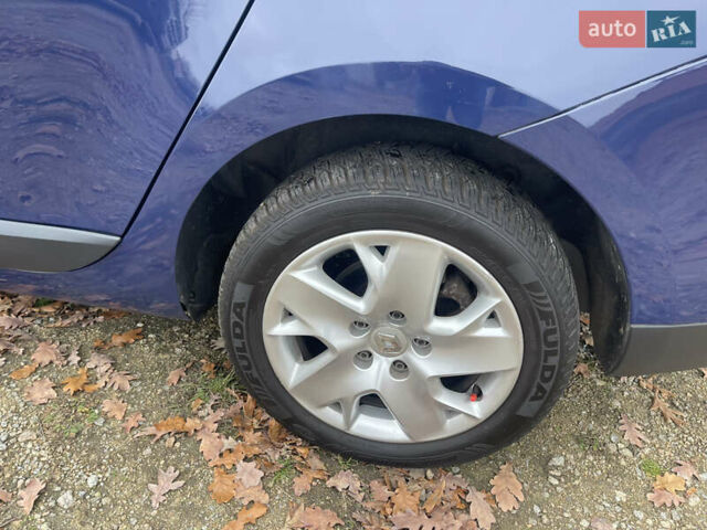 Синий Рено Меган, объемом двигателя 1.6 л и пробегом 175 тыс. км за 7500 $, фото 32 на Automoto.ua