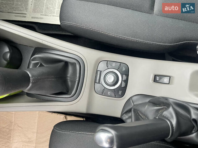 Синий Рено Меган, объемом двигателя 1.6 л и пробегом 175 тыс. км за 7500 $, фото 47 на Automoto.ua