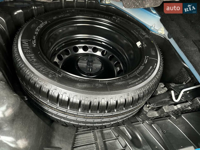 Синій Рено Меган, об'ємом двигуна 1.4 л та пробігом 238 тис. км за 6950 $, фото 95 на Automoto.ua