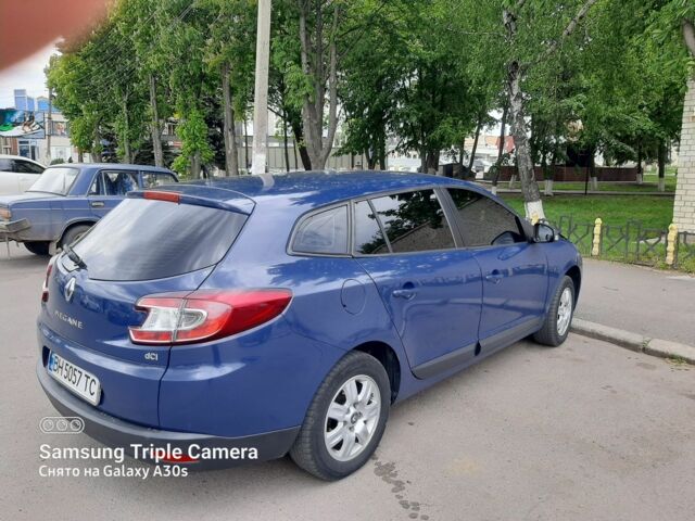 Синій Рено Меган, об'ємом двигуна 1.5 л та пробігом 230 тис. км за 6800 $, фото 5 на Automoto.ua