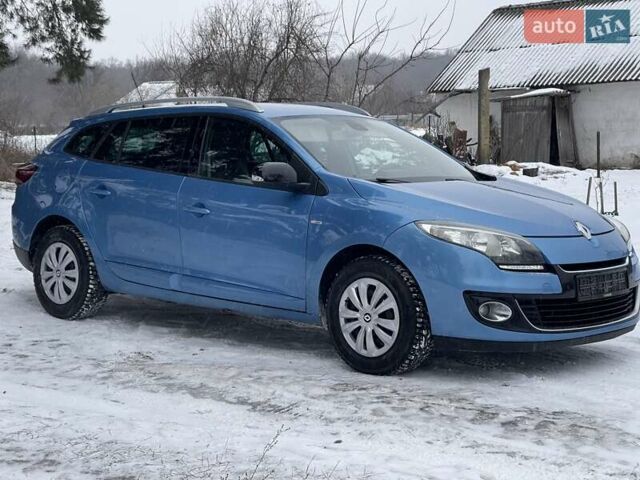 Синий Рено Меган, объемом двигателя 1.5 л и пробегом 230 тыс. км за 6750 $, фото 4 на Automoto.ua
