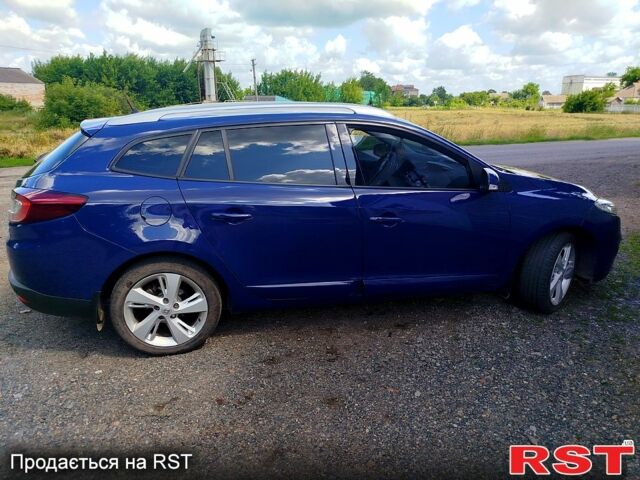 Синий Рено Меган, объемом двигателя 1.5 л и пробегом 262 тыс. км за 7600 $, фото 4 на Automoto.ua