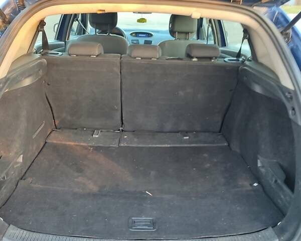 Синий Рено Меган, объемом двигателя 1.46 л и пробегом 200 тыс. км за 5900 $, фото 11 на Automoto.ua