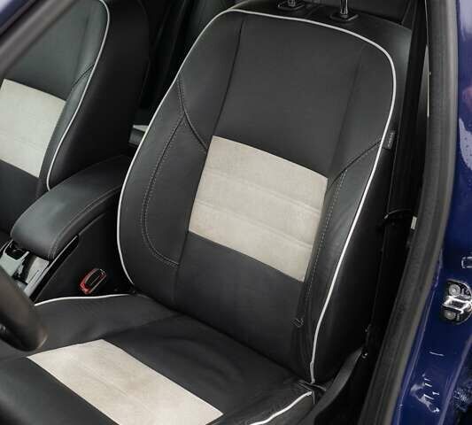 Синий Рено Меган, объемом двигателя 1.46 л и пробегом 197 тыс. км за 8199 $, фото 93 на Automoto.ua