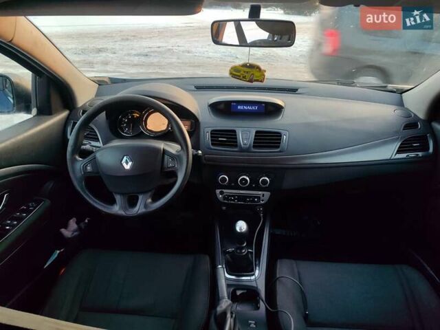 Синій Рено Меган, об'ємом двигуна 1.5 л та пробігом 200 тис. км за 5700 $, фото 5 на Automoto.ua