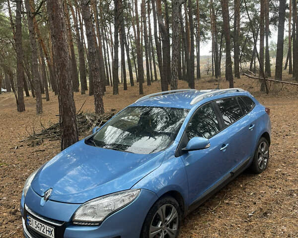 Синий Рено Меган, объемом двигателя 1.46 л и пробегом 247 тыс. км за 7800 $, фото 6 на Automoto.ua
