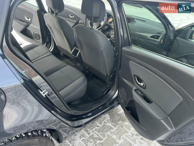 Синій Рено Меган, об'ємом двигуна 1.5 л та пробігом 234 тис. км за 8200 $, фото 17 на Automoto.ua