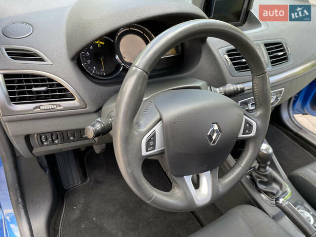 Синий Рено Меган, объемом двигателя 1.5 л и пробегом 284 тыс. км за 8300 $, фото 17 на Automoto.ua