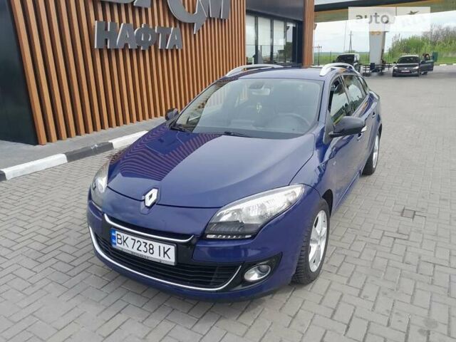 Синий Рено Меган, объемом двигателя 1.46 л и пробегом 197 тыс. км за 8199 $, фото 3 на Automoto.ua