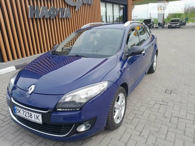 Синий Рено Меган, объемом двигателя 1.46 л и пробегом 197 тыс. км за 8199 $, фото 1 на Automoto.ua