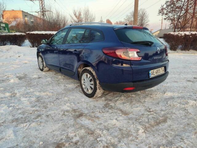 Синий Рено Меган, объемом двигателя 1.5 л и пробегом 200 тыс. км за 5700 $, фото 5 на Automoto.ua