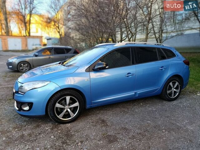 Синий Рено Меган, объемом двигателя 1.46 л и пробегом 286 тыс. км за 7900 $, фото 24 на Automoto.ua
