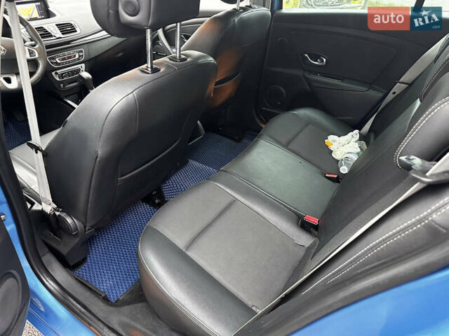 Синій Рено Меган, об'ємом двигуна 1.46 л та пробігом 337 тис. км за 7600 $, фото 9 на Automoto.ua