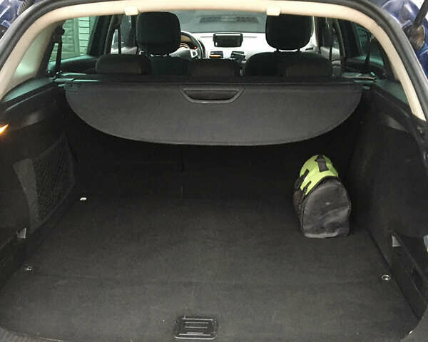 Синій Рено Меган, об'ємом двигуна 1.46 л та пробігом 232 тис. км за 8100 $, фото 16 на Automoto.ua