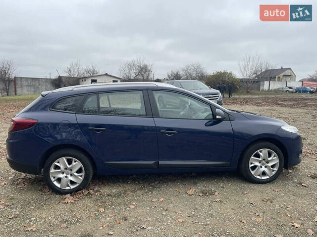Синий Рено Меган, объемом двигателя 1.6 л и пробегом 175 тыс. км за 6999 $, фото 17 на Automoto.ua