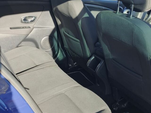 Синий Рено Меган, объемом двигателя 0 л и пробегом 250 тыс. км за 6950 $, фото 13 на Automoto.ua