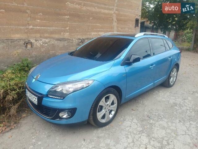 Синий Рено Меган, объемом двигателя 1.46 л и пробегом 245 тыс. км за 7700 $, фото 1 на Automoto.ua