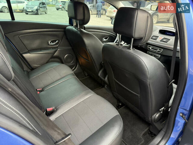 Синий Рено Меган, объемом двигателя 1.6 л и пробегом 338 тыс. км за 6999 $, фото 37 на Automoto.ua