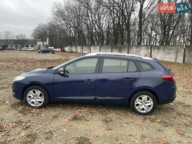 Синий Рено Меган, объемом двигателя 1.6 л и пробегом 175 тыс. км за 6999 $, фото 33 на Automoto.ua