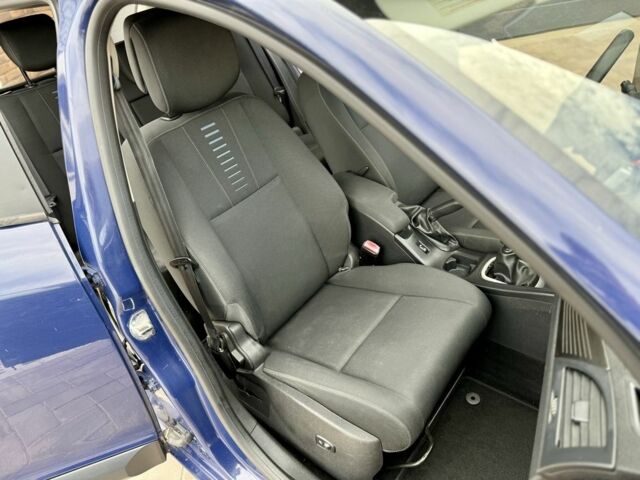 Синий Рено Меган, объемом двигателя 1.9 л и пробегом 210 тыс. км за 4200 $, фото 19 на Automoto.ua