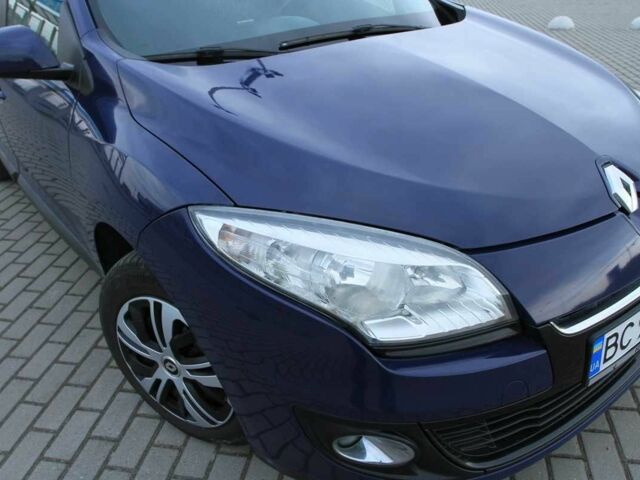 Синій Рено Меган, об'ємом двигуна 1.6 л та пробігом 300 тис. км за 6500 $, фото 10 на Automoto.ua