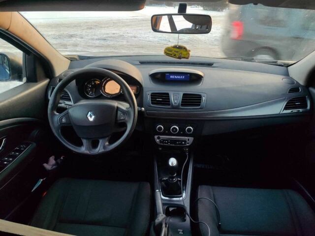 Синий Рено Меган, объемом двигателя 1.5 л и пробегом 200 тыс. км за 5700 $, фото 7 на Automoto.ua