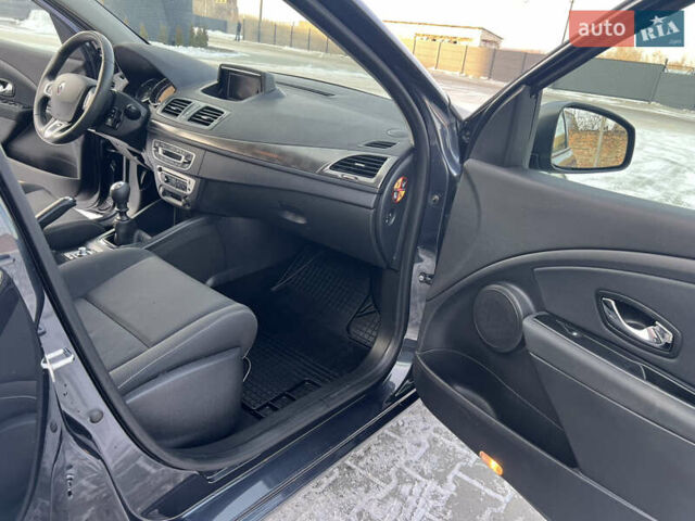 Синій Рено Меган, об'ємом двигуна 1.5 л та пробігом 234 тис. км за 8200 $, фото 19 на Automoto.ua