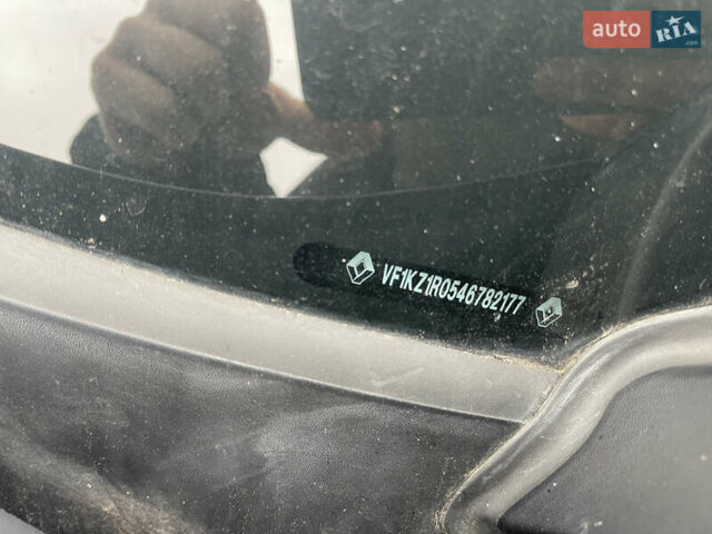 Синий Рено Меган, объемом двигателя 1.6 л и пробегом 175 тыс. км за 7500 $, фото 66 на Automoto.ua