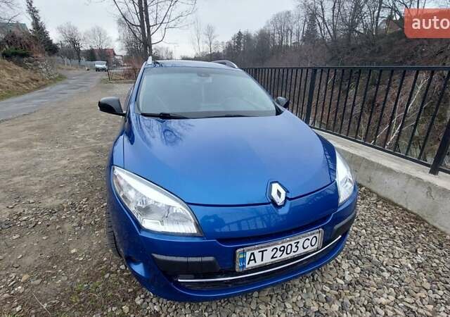 Синій Рено Меган, об'ємом двигуна 1.46 л та пробігом 280 тис. км за 7100 $, фото 2 на Automoto.ua