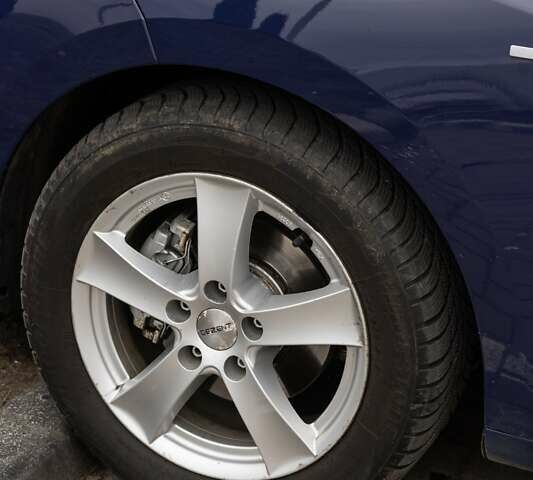 Синий Рено Меган, объемом двигателя 1.46 л и пробегом 197 тыс. км за 8199 $, фото 42 на Automoto.ua